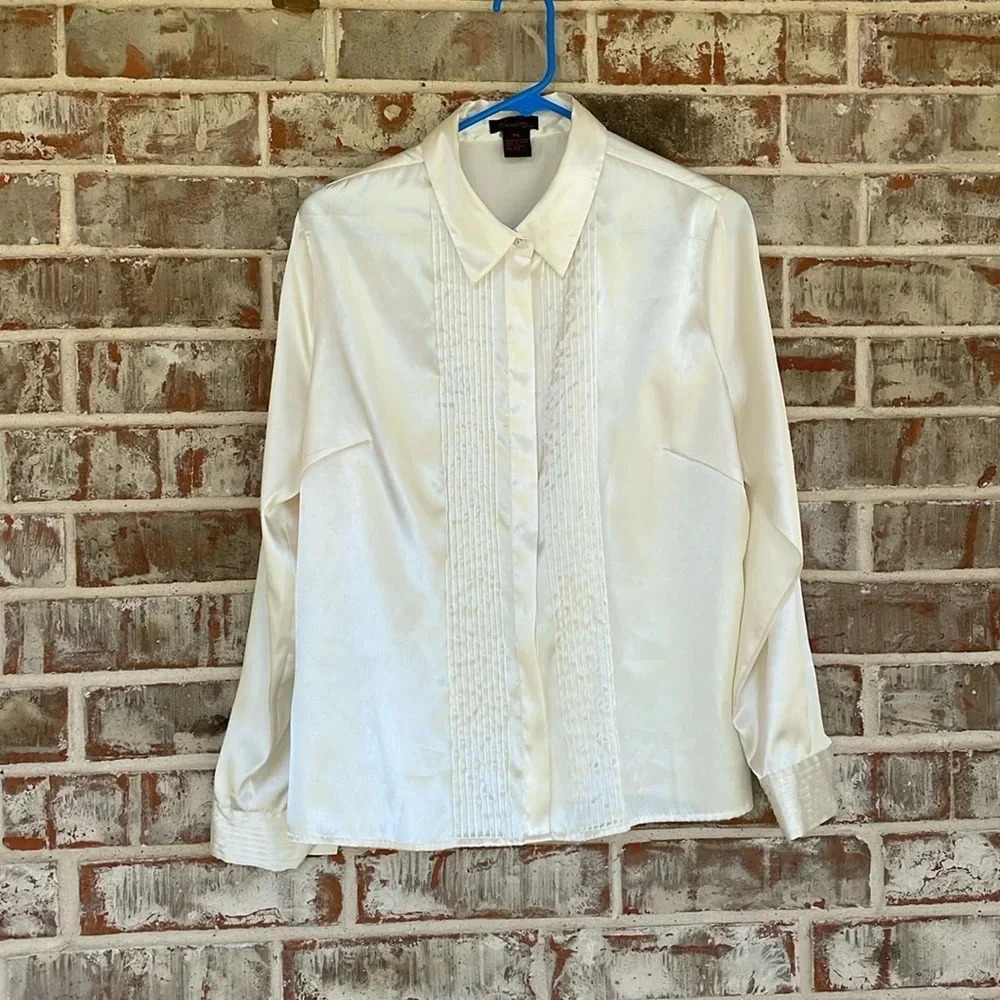 Resume Petites Cream‎ Dressy pintuck Long Sleeved Blouse